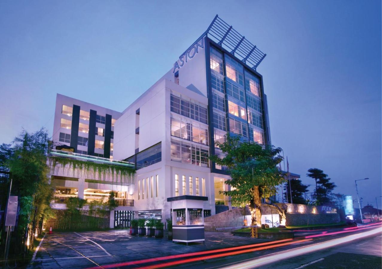 Aston Jember Hotel & Conference Center Экстерьер фото